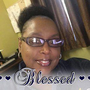 Meet your Posher, Lonita